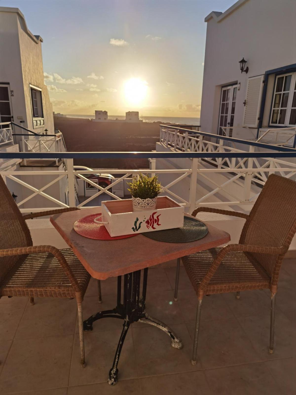 Atardecer Apartment La Santa